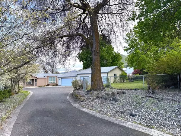205 Linda LN, Wenatchee, WA 98801