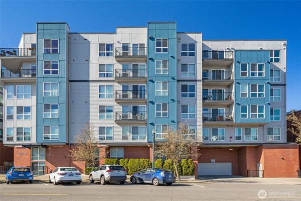 2818 Grand AVE #B603, Everett, WA 98201