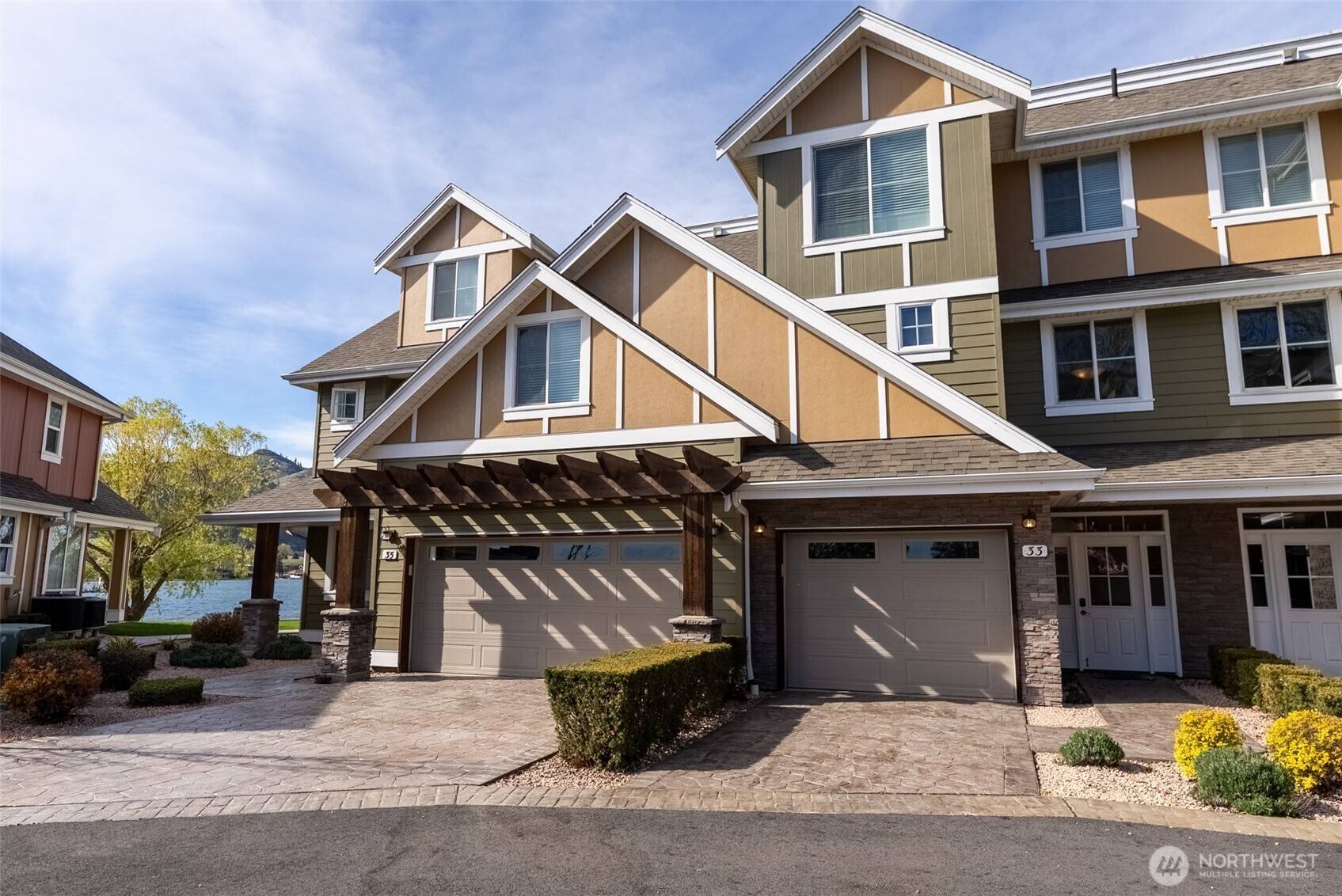 33 Sandalia CT, Oroville, WA 98844