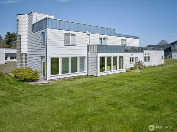 Ilwaco, WA 98624,6804 Chatham WAY