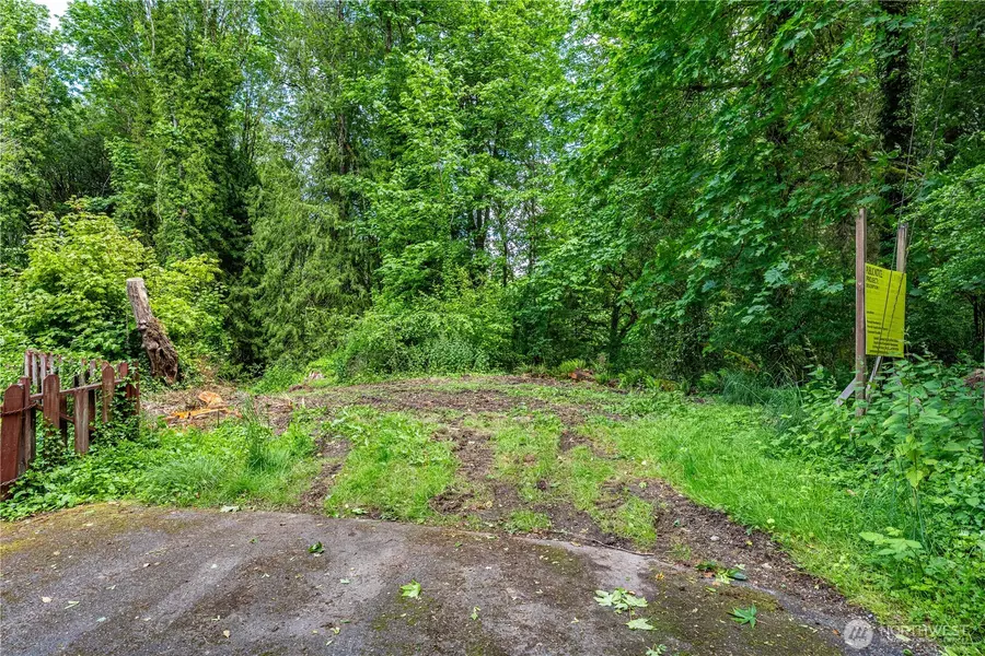 123 E 4th ST, Port Orchard, WA 98366
