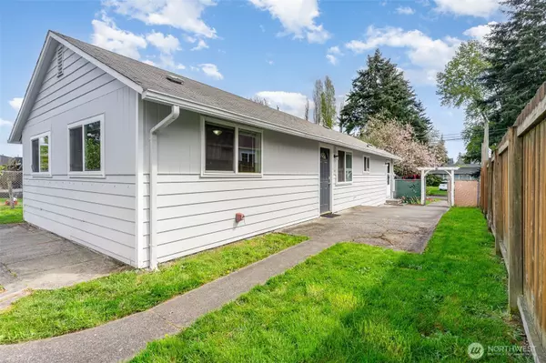 8626 S Fawcett AVE, Tacoma, WA 98444