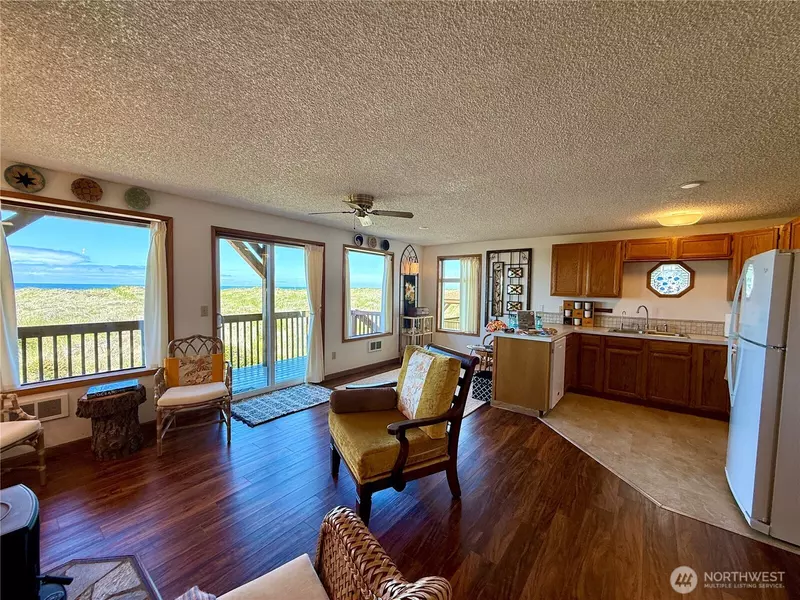 1311 Ocean Shores BLVD SW #3, Ocean Shores, WA 98569