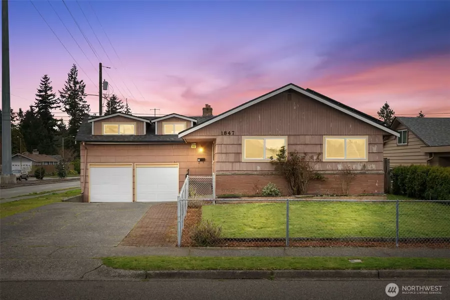 1847 N Shirley ST, Tacoma, WA 98406