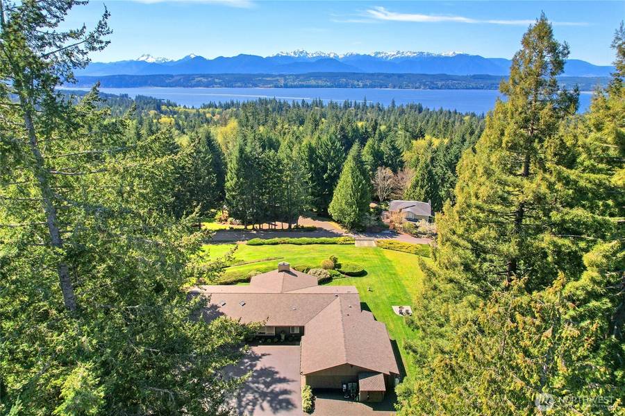 1750 NW Kekamek DR, Poulsbo, WA 98370