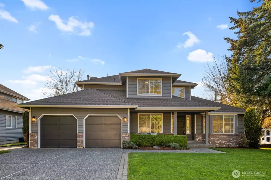 9925 129th PL NE, Kirkland, WA 98033