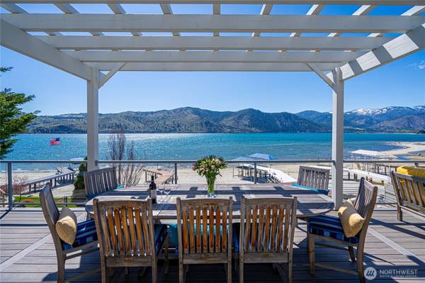 44 Viking LN, Manson, WA 98831