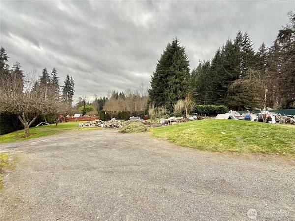 23902 51st AVE SE, Woodinville, WA 98072