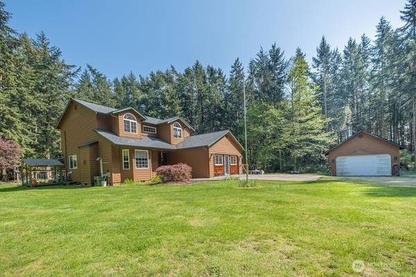 120 N Ambey LN, Coupeville, WA 98239