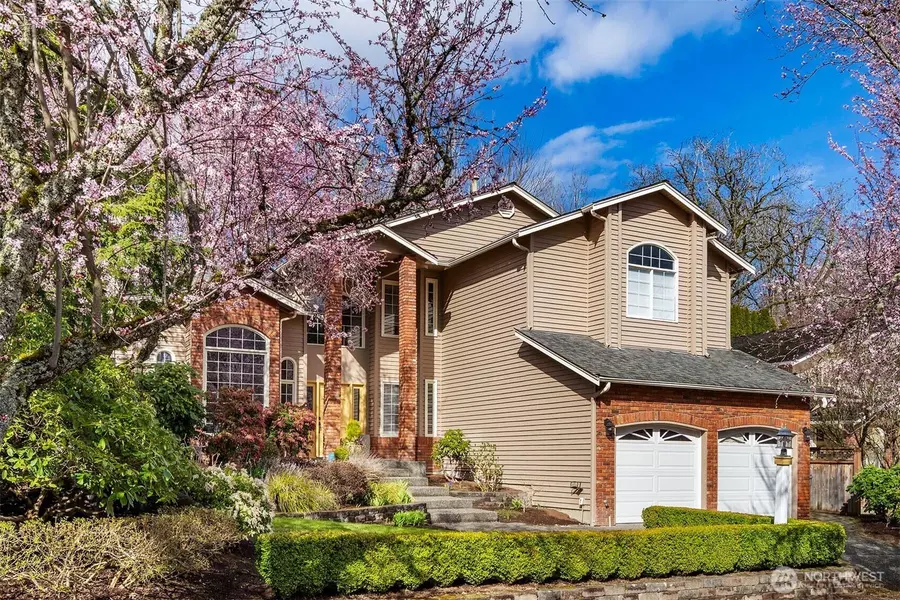 634 17th Ave, Kirkland, WA 98033