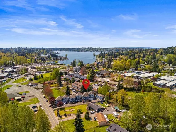 2210 Grade RD #8,  Lake Stevens,  WA 98258