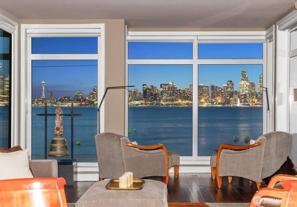 1661 Harbor AVE SW #203, Seattle, WA 98126