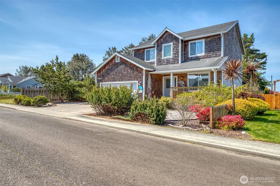 2705 N Sea Crest AVE, Long Beach, WA 98631