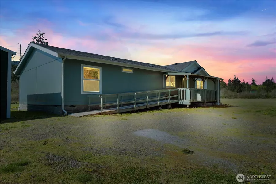 62 Hoffman RD, Port Angeles, WA 98363