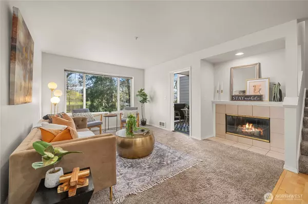 8322 166th AVE NE #3, Redmond, WA 98052