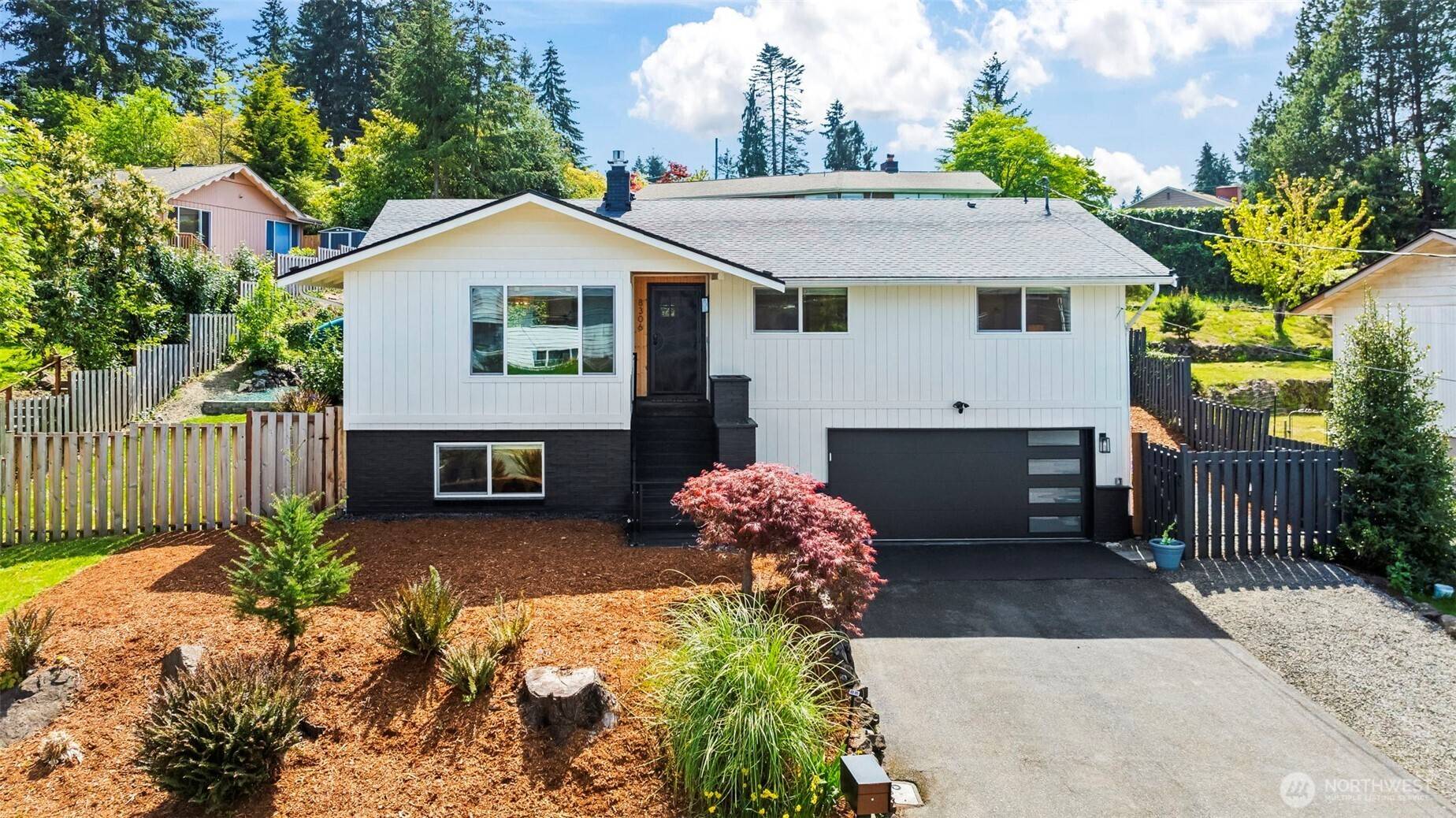 8306 42nd ST W, University Place, WA 98466