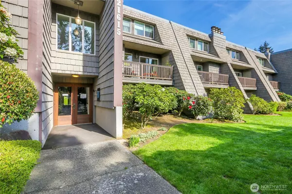 21615 80th AVE W #101, Edmonds, WA 98026