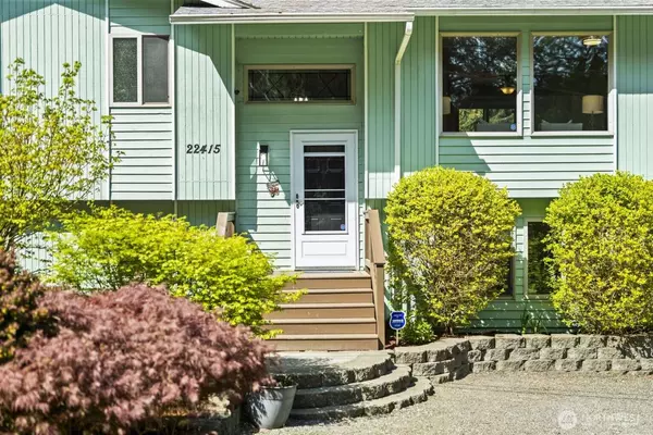 22415 Sunridge WAY NE, Poulsbo, WA 98370