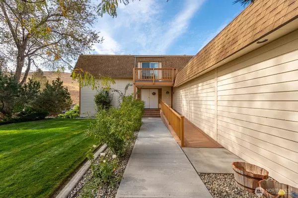 Ephrata, WA 98823,203 Statter RD