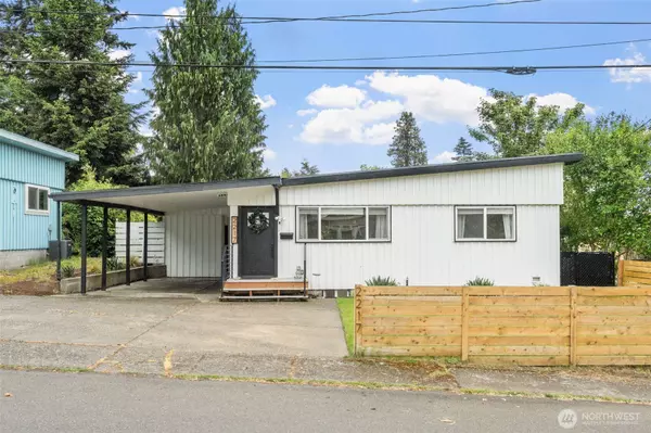 2217 NE 9th ST, Renton, WA 98056
