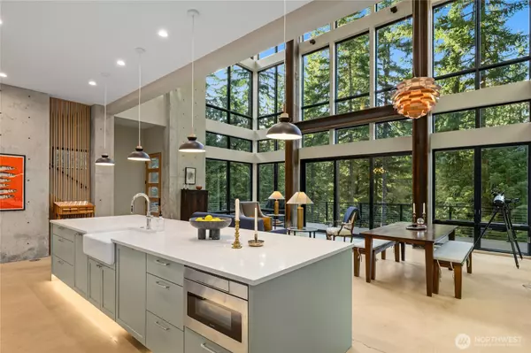 Easton, WA 98925,2982 Kachess Lake RD