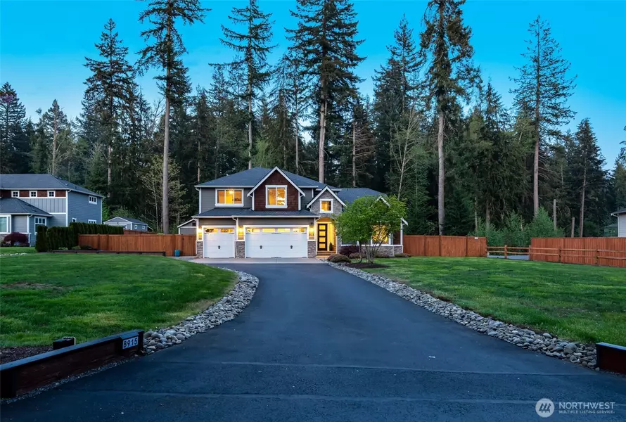8915 115th DR NE, Lake Stevens, WA 98258
