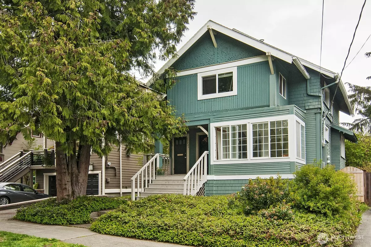 Seattle, WA 98117,6740 Jones AVE NW