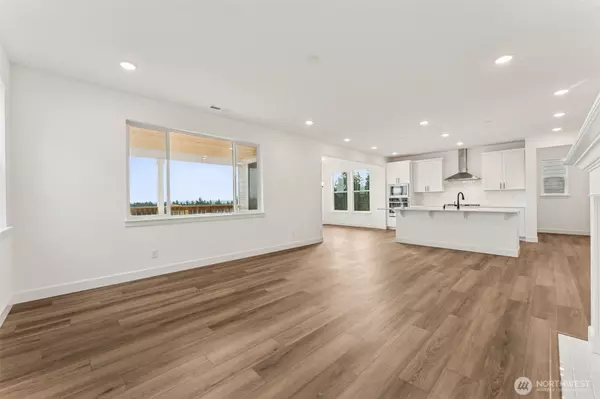 Silverdale, WA 98383,10661 Treasure DR NW #117