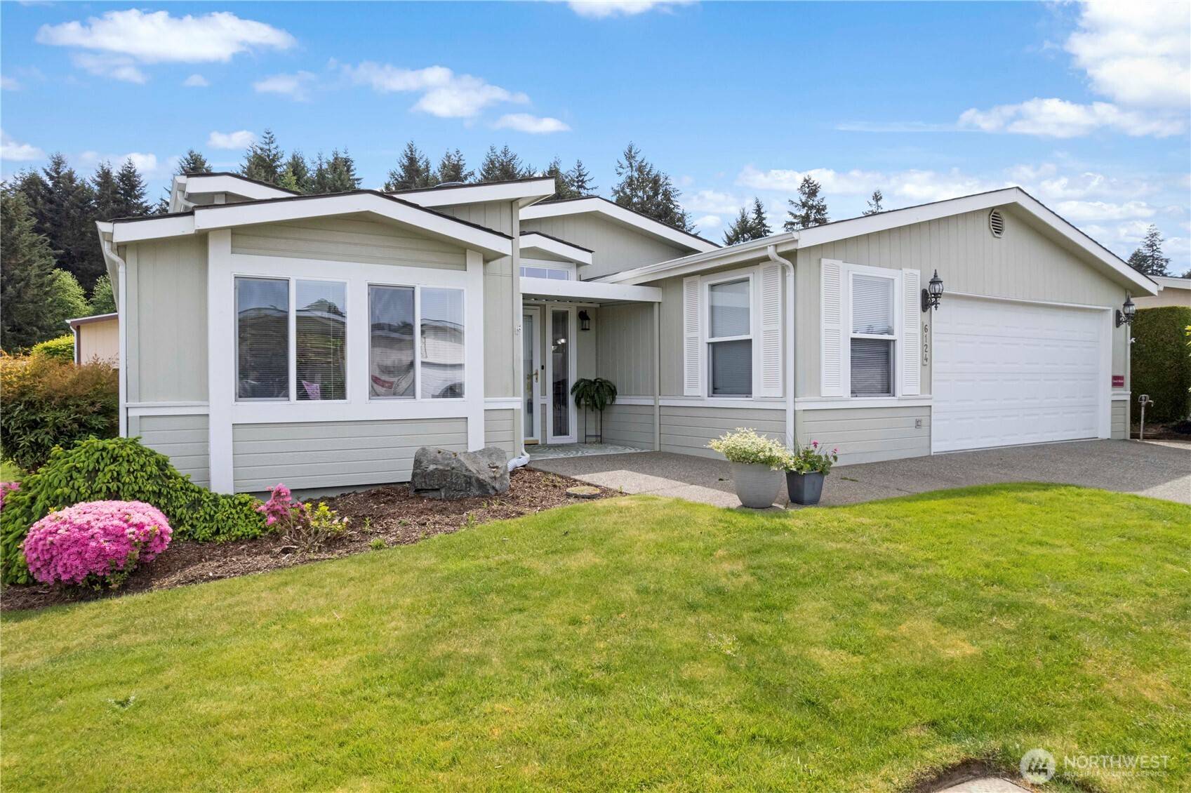 6124 91st ST E, Puyallup, WA 98371