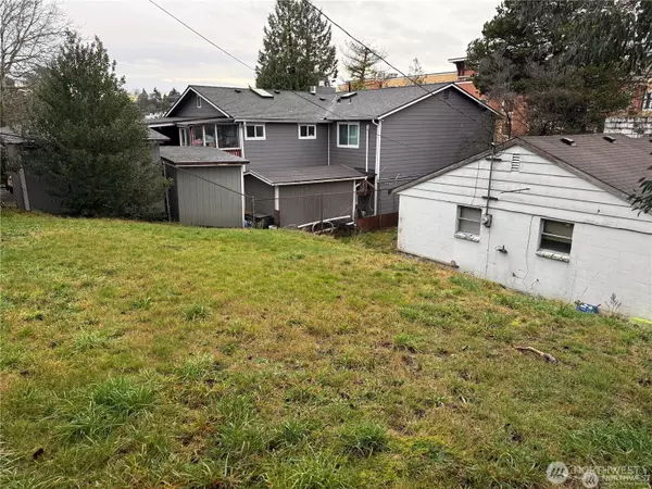 Seattle, WA 98118,5720 37th AVE S