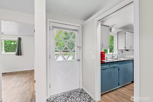 Lacey, WA 98503,2617 College ST SE