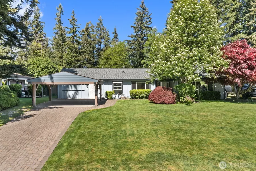 5515 143rd ST SW, Edmonds, WA 98026