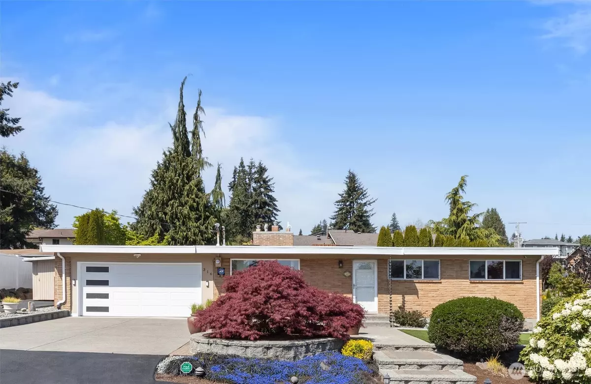 Des Moines, WA 98198,316 S 216th ST