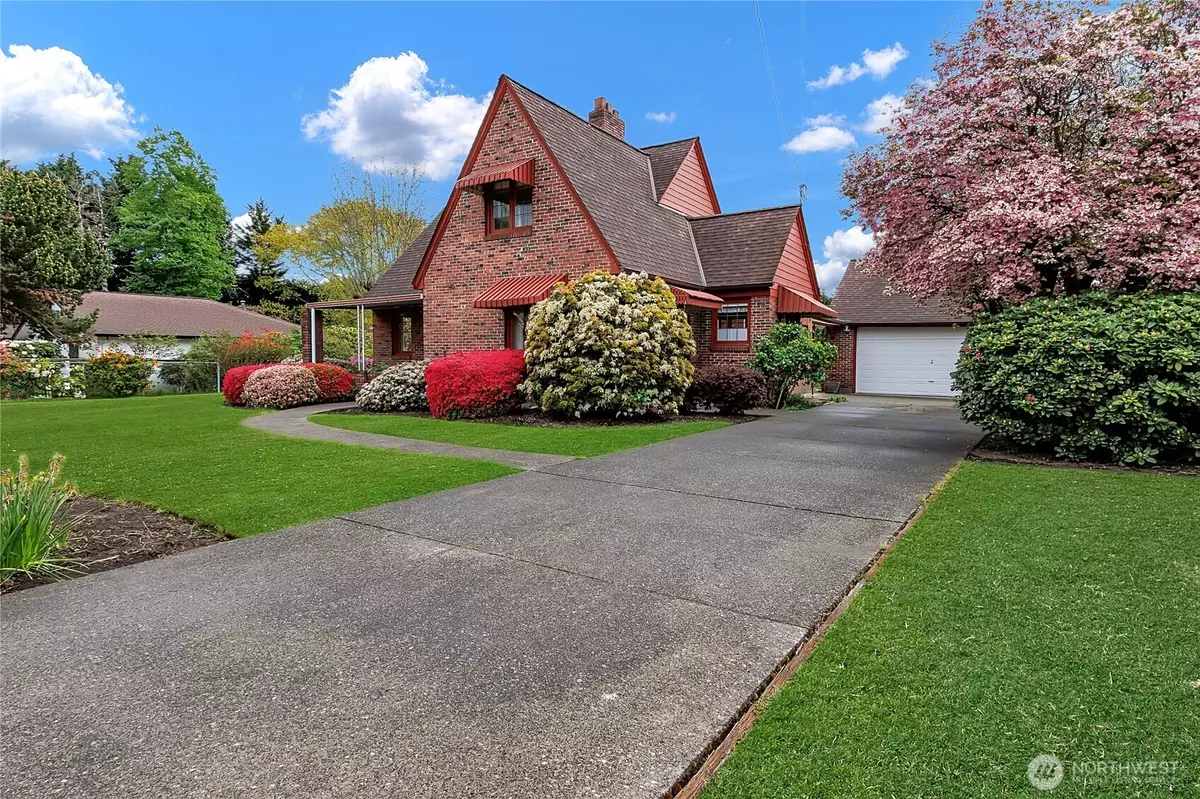 Puyallup, WA 98372,6311 119th AVE E