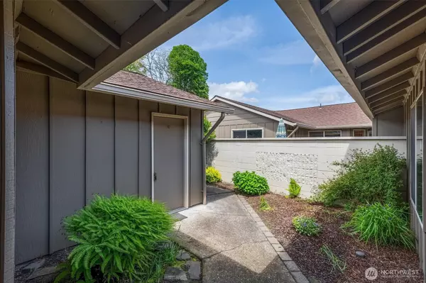 Longview, WA 98632,605 Peardale LN #19