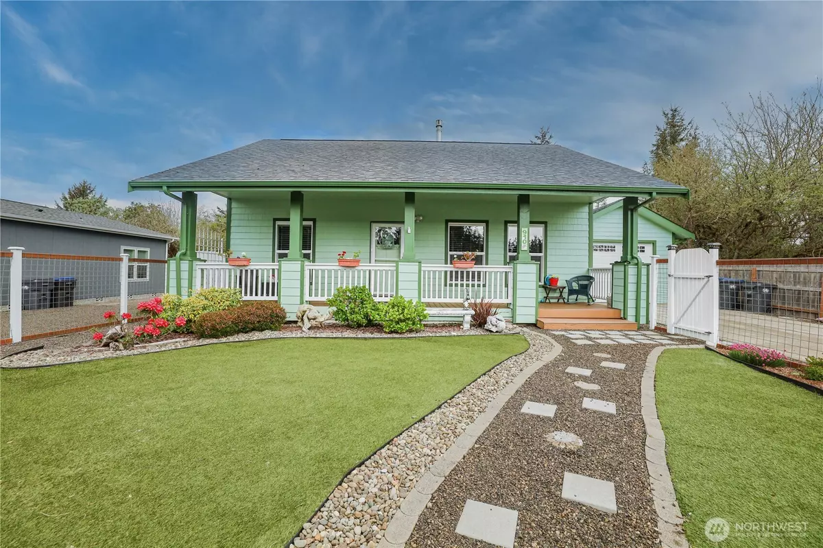 Ocean Shores, WA 98569,910 Beachcomber CT SW