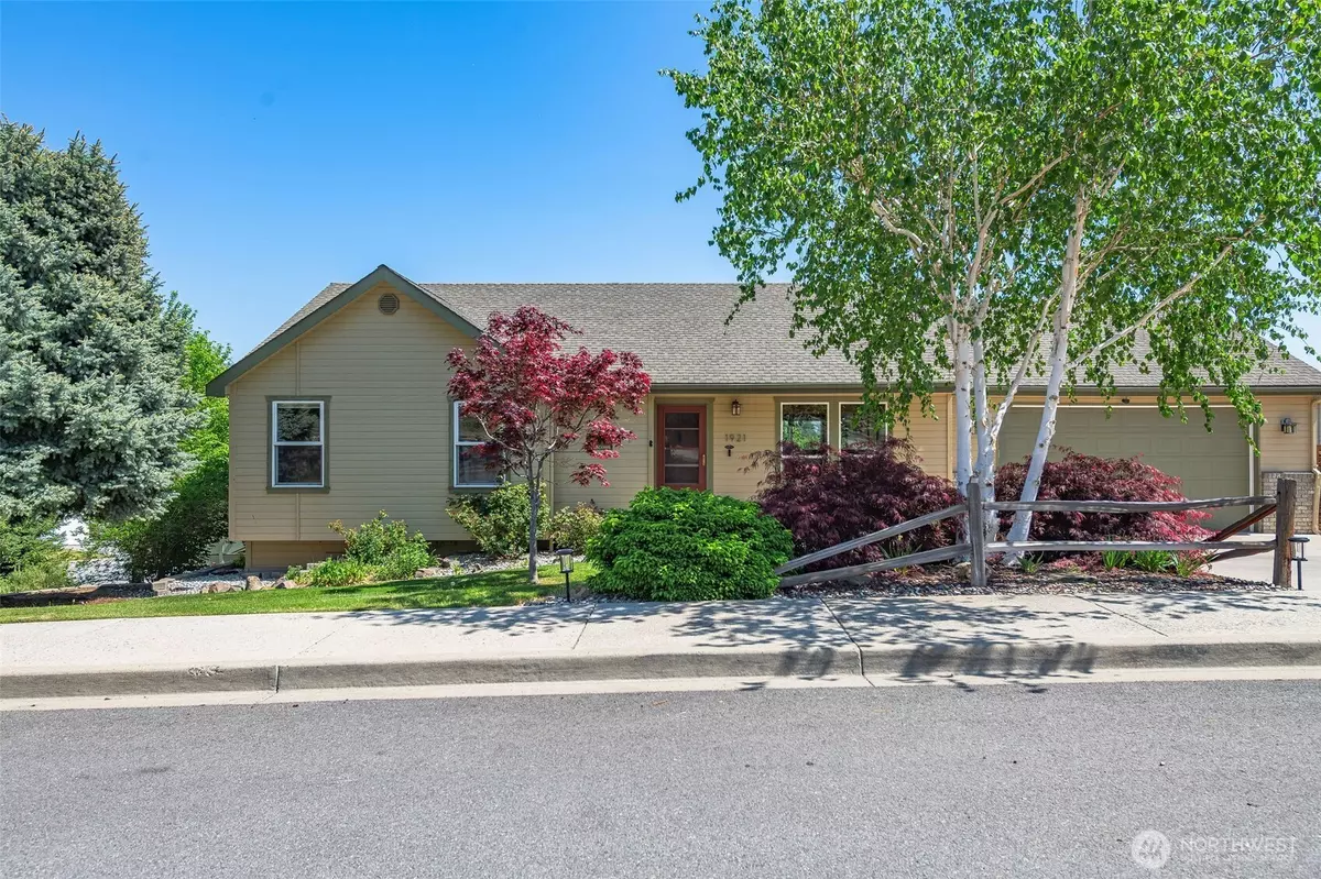 Wenatchee, WA 98801,1921 Hideaway PL