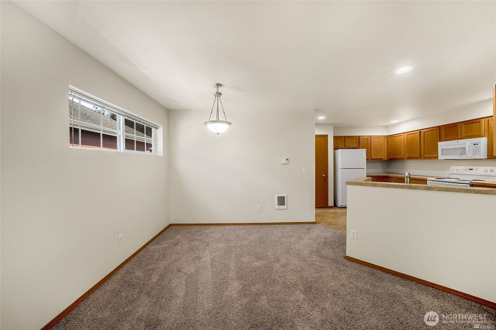 Tacoma, WA 98446,14806 36th Avenue Ct E #6