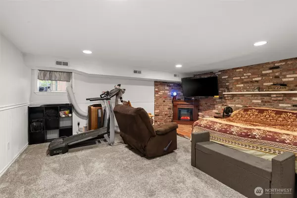 Shelton, WA 98584,505 S 8th ST