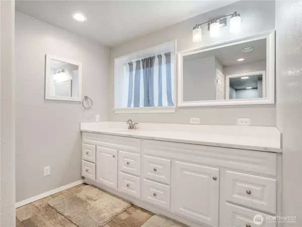 Moses Lake, WA 98837,3019 NE Road H