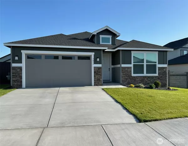 7814 Blanchard Loop, West Richland, WA 99353