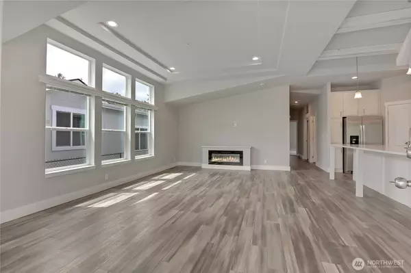 Enumclaw, WA 98022,2120 Crystal Mt DR #85