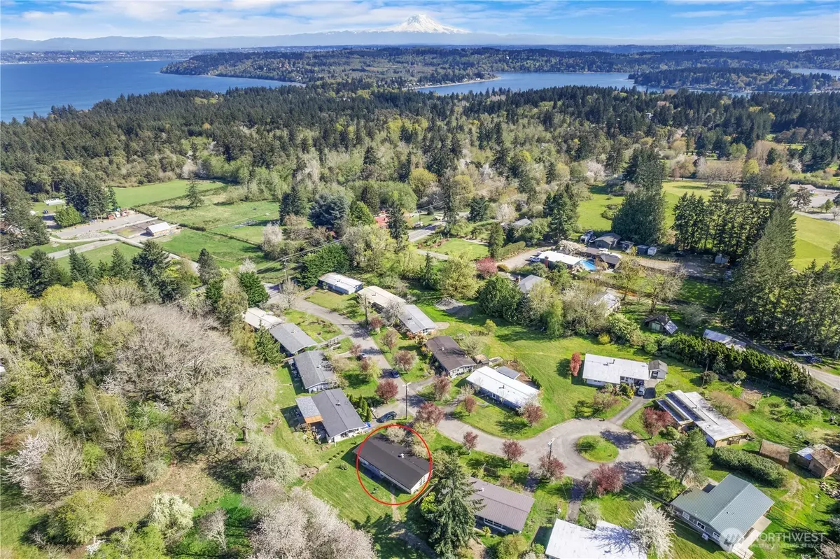 Vashon, WA 98070,9918 SW 206th CT N