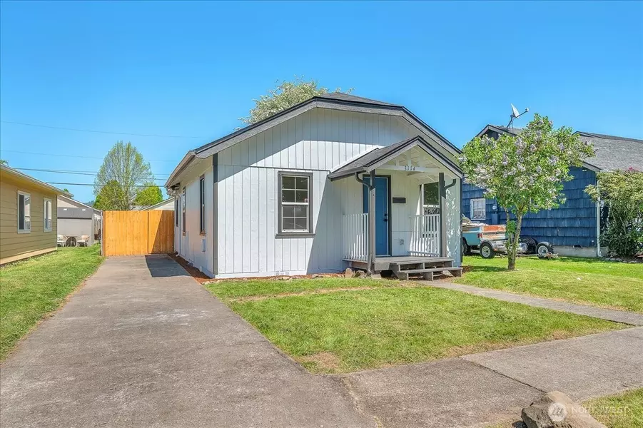 3114 Delaware ST, Longview, WA 98632
