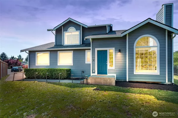 701 W Rachael PL, Kent, WA 98032