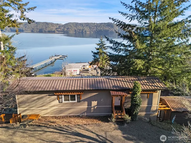 51 N Old Mill Hill RD, Hoodsport, WA 98548