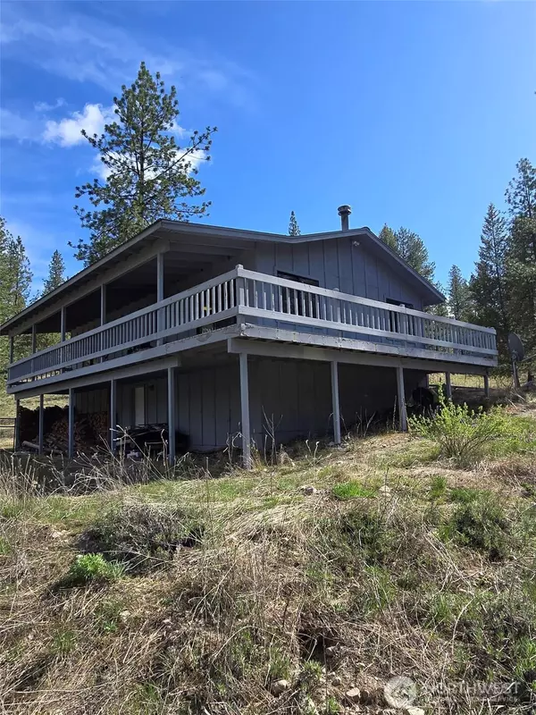 Tonasket, WA 98855,117 Squirrel RD