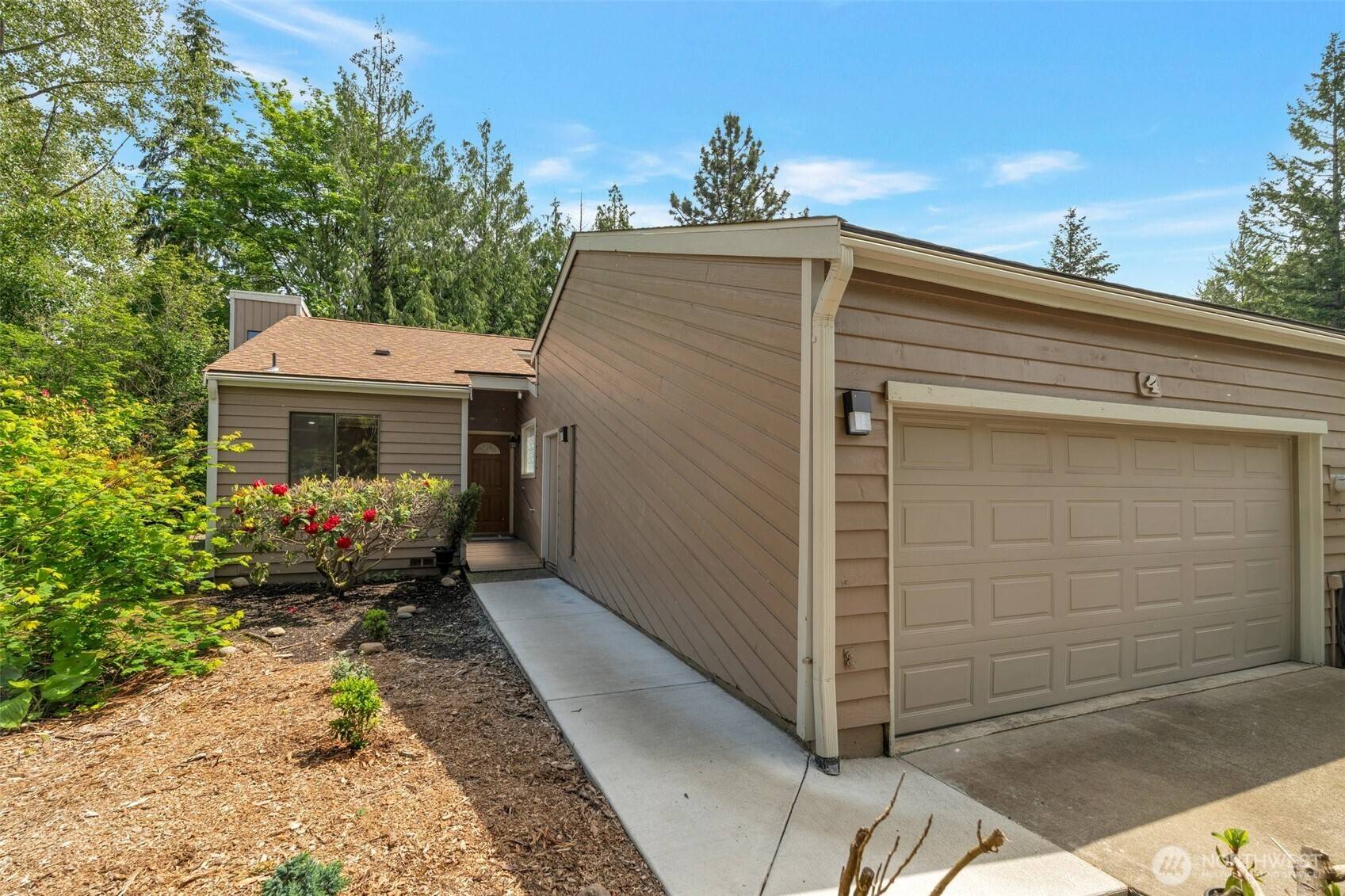 25432 213th PL SE #4, Maple Valley, WA 98038