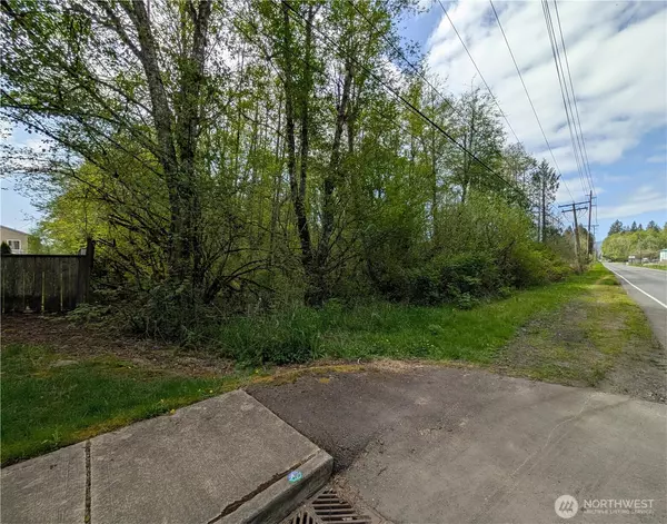 Tumwater, WA 98512,0 xxx Trosper RD SW
