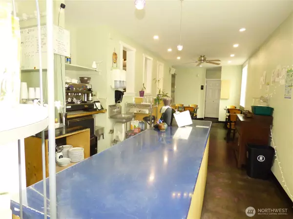 Seattle, WA 98103,2224 N 56th ST